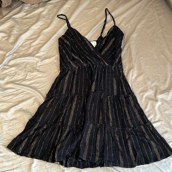 Dresses & Skirts - Dress